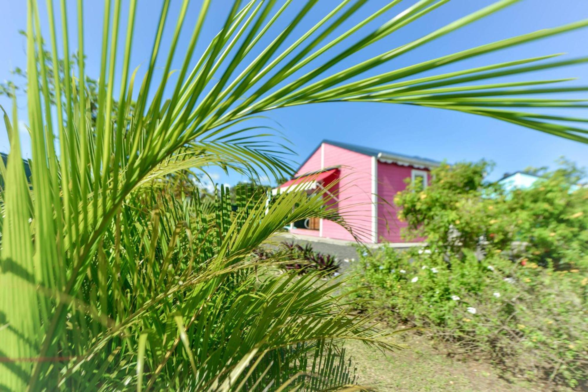 Les Jardins De Chantilly -Bungalows 4 Etoiles Avec Jardins Et Piscines Privees Baie-Mahault Pokój zdjęcie